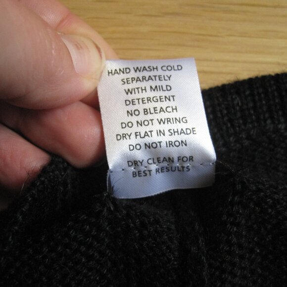 NOVICA Poncho Alpaca Wool Ruana Cape Sweater Peru Shawl Cardigan Black Tan Red - Picture 3 of 3